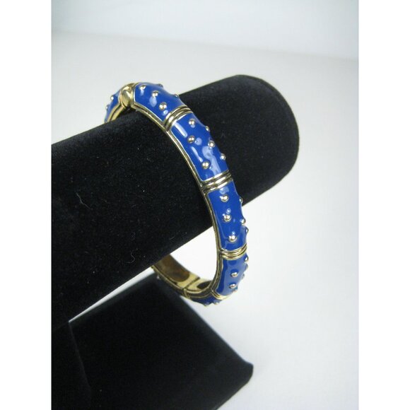 Enamel Gold Tone Hinged Bangle Bracelet 6 Inch Inner Cir Textured Polka Dots - Picture 7 of 8